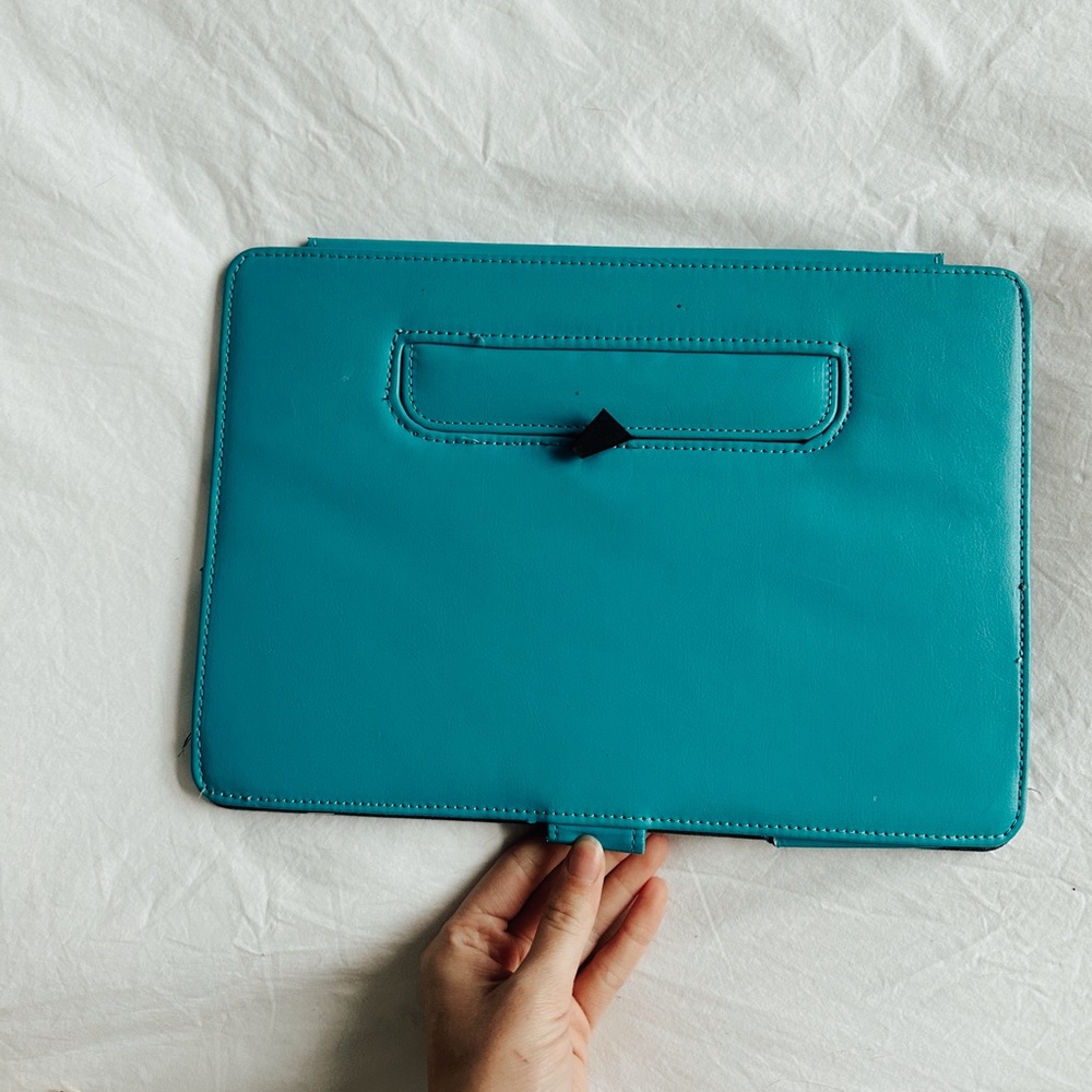 MacBook Air case - Picture 3 of 3